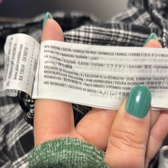 Hollister Black and White Plaid Dress size medium - Picture 10 of 10